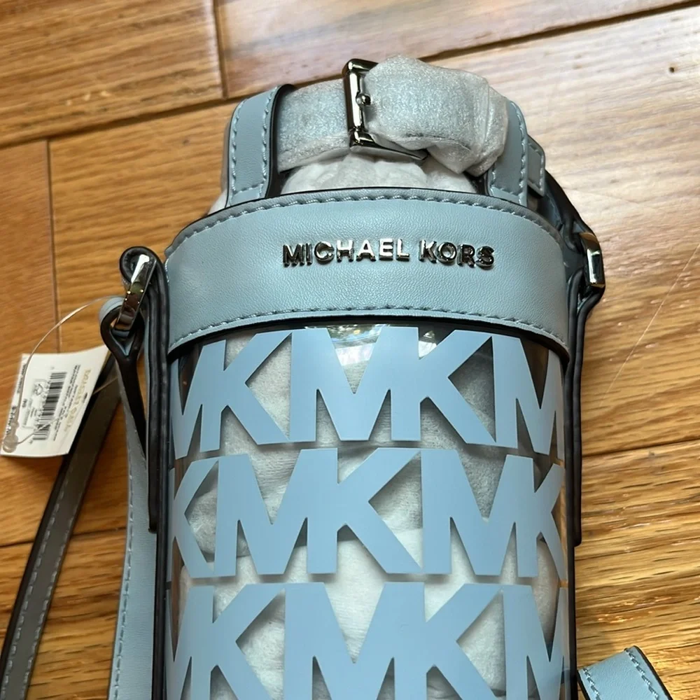 NWT  MICHAEL KORS PALE OCEAN BLUE WATER BOTTLE HOLDER Bag